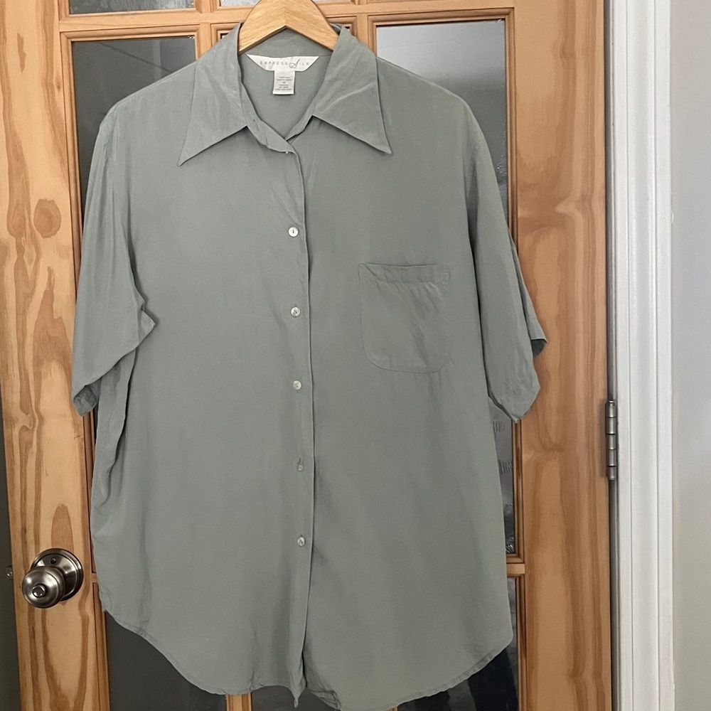Express Silk mens mint green 100% silk short sleeve button down size medium